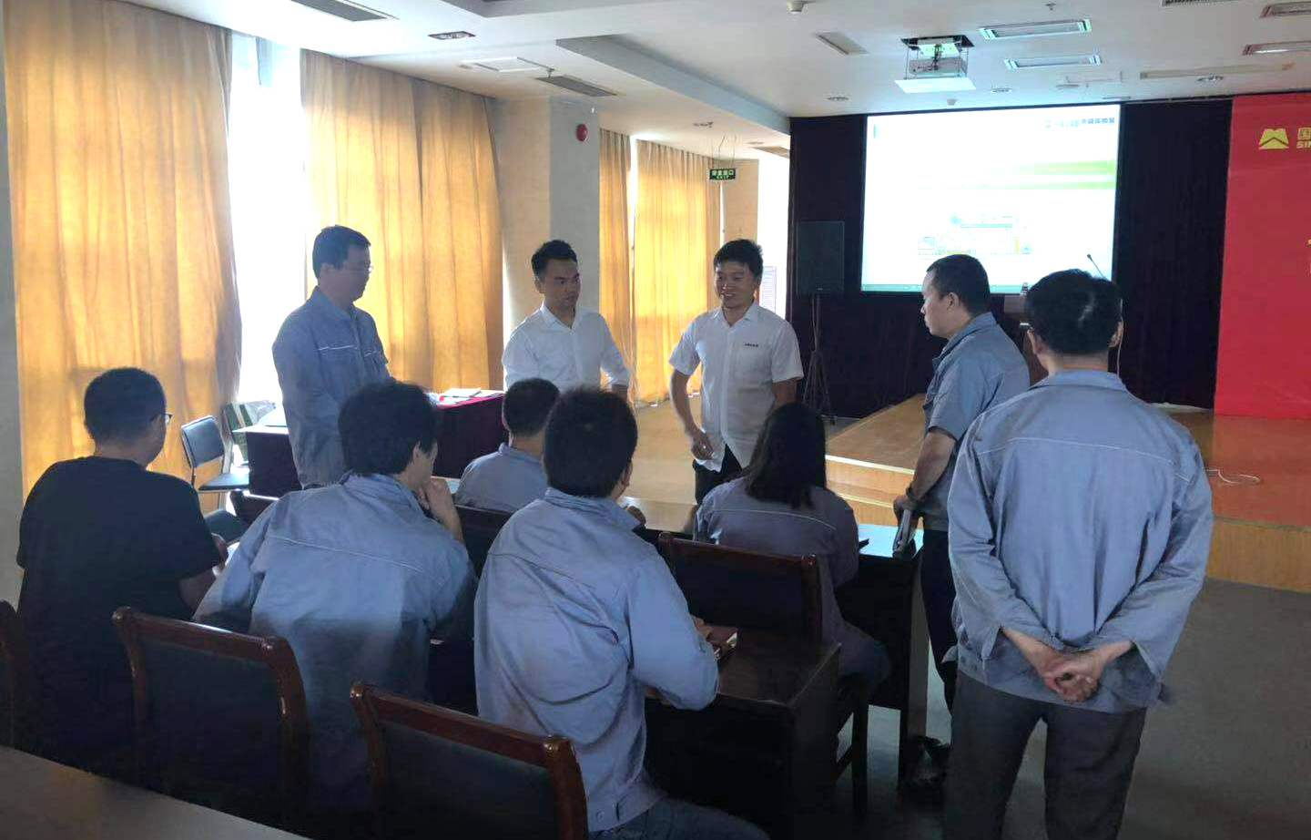 華碧2.jpg 華碧2.jpg